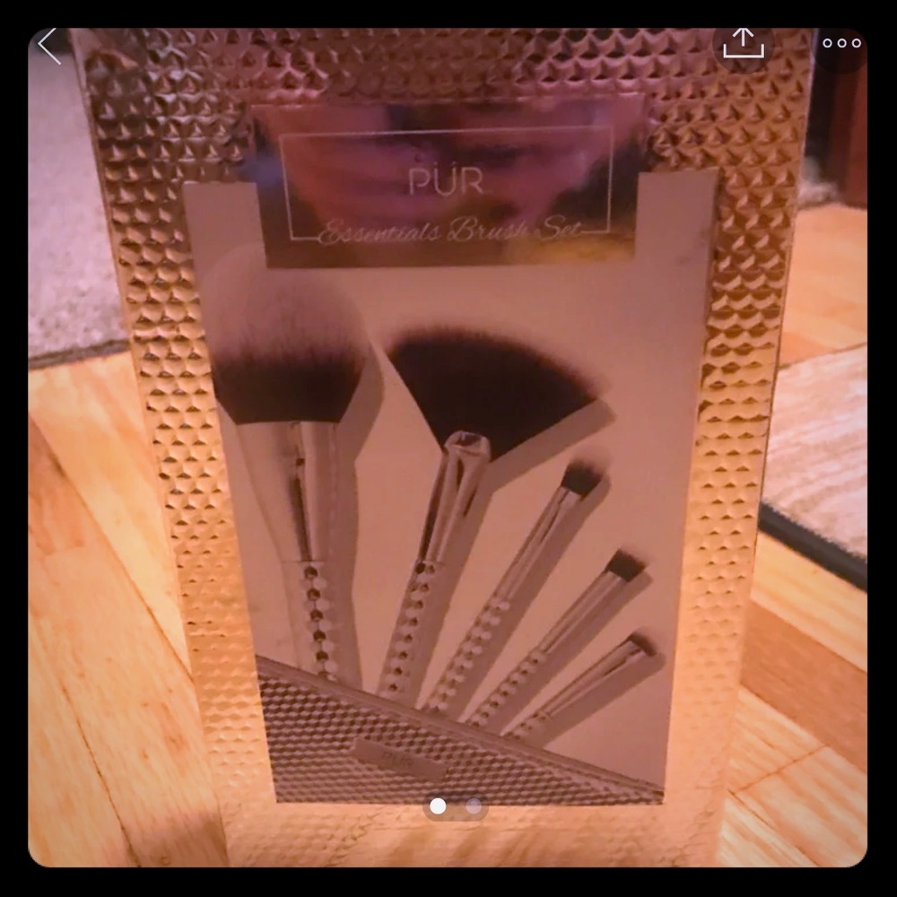Makeup Brushes
